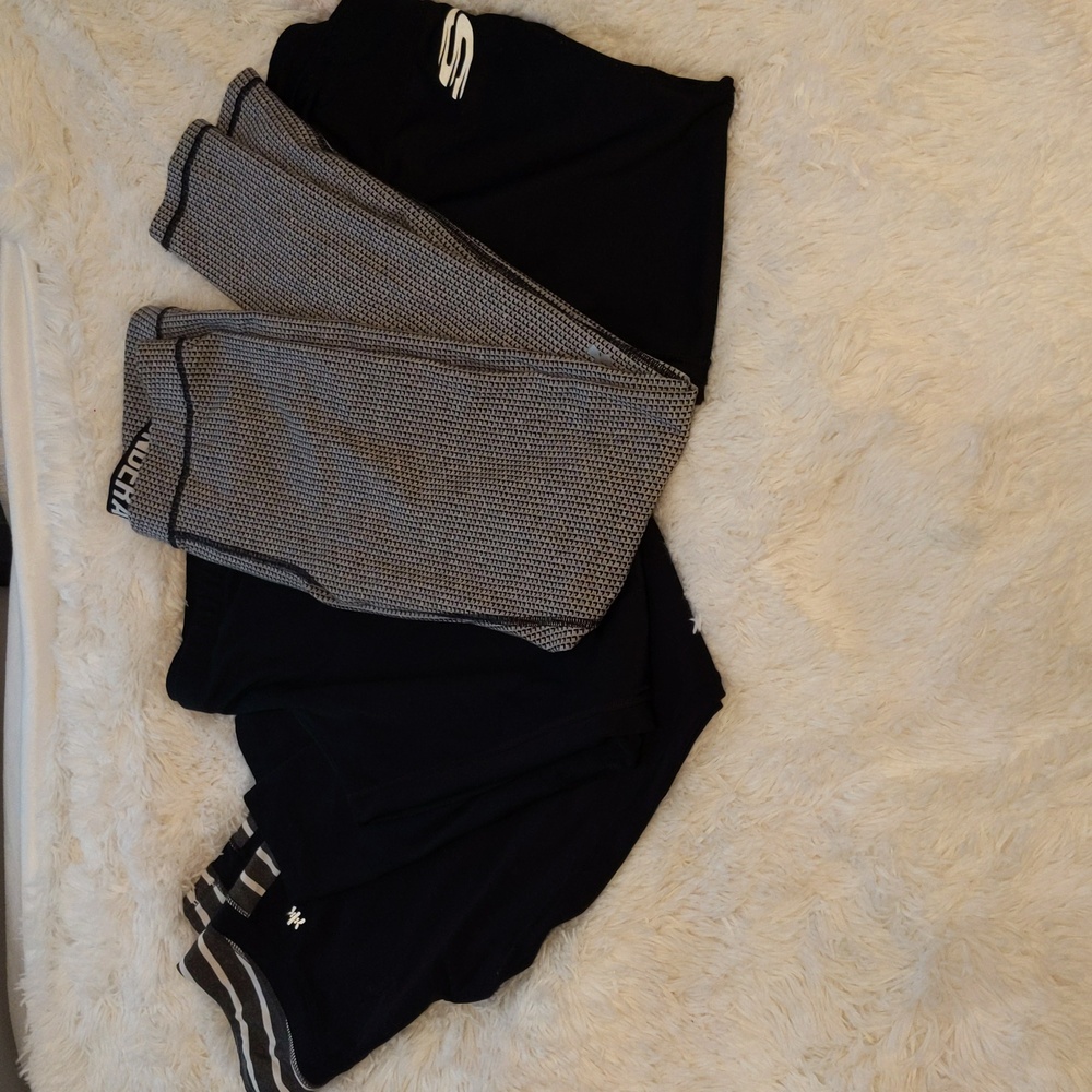 Women's Activewear Bundle Leggings Size Medium